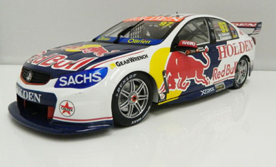 Shane van Gisbergen/Matt Campbell Holden VF Commodore 2017 Sandown Retro Livery 