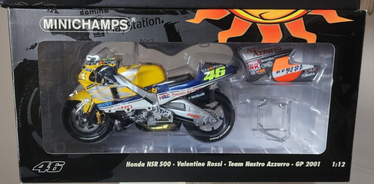 Minichamps 1/12 Honda NSR 500 - Team Honda Pons - L. Capirossi - 122 026165