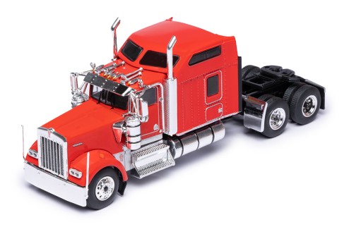 1:64 Scale. KENWORTH W900 1990 White with Flag (with big sleeper) – RED