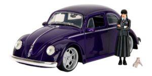 1:24 Scale. Wednesday VW Beetle with Wednesday figurine