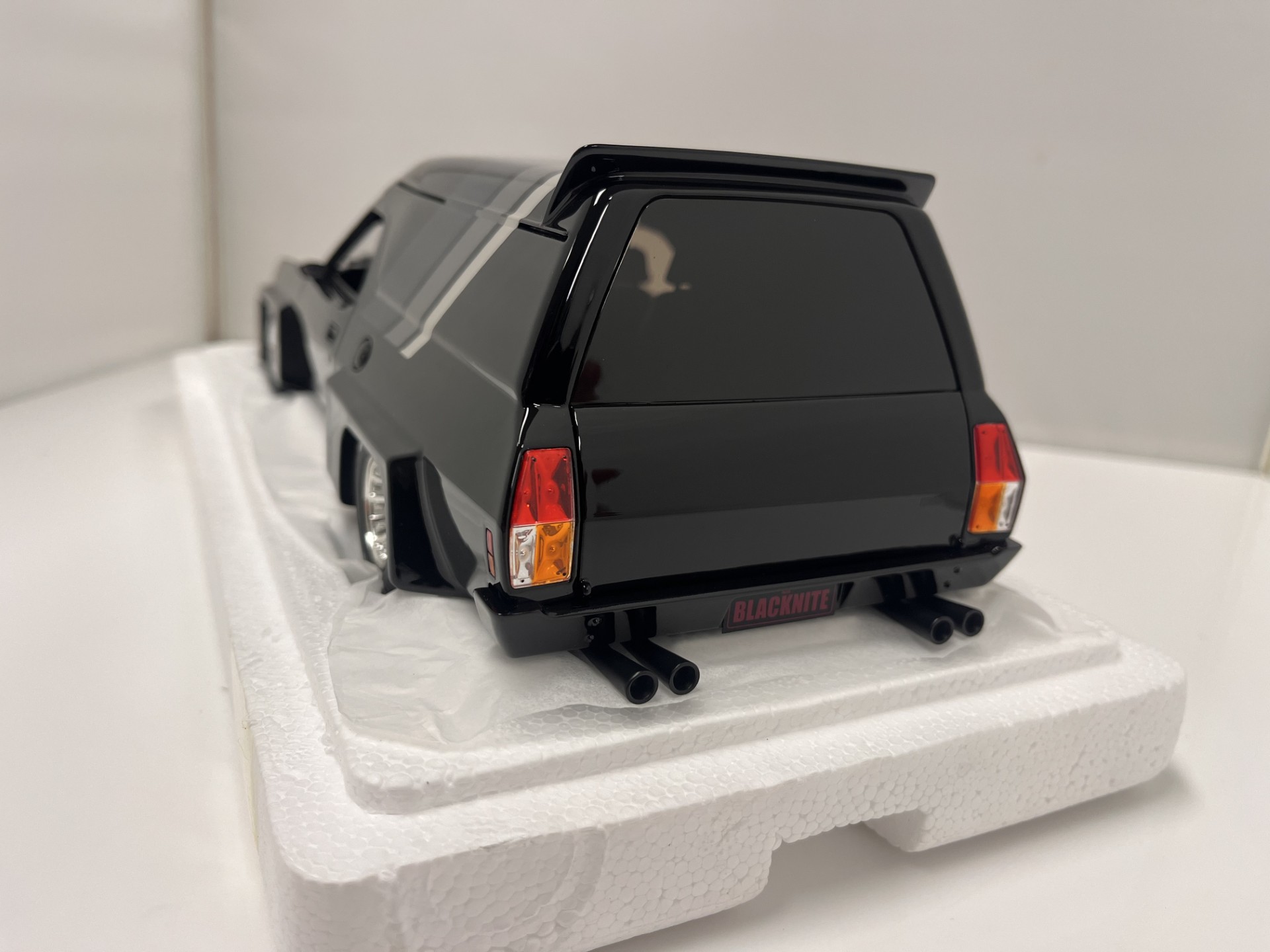 1:18 Scale. Ford Falcon XC Custom Panelvan. Midnight Rider