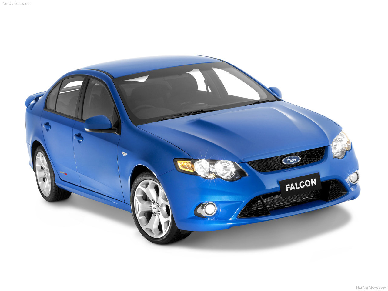 1:18 Scale. Ford Falcon 2008 FG MKI XR8 – Nitro Blue