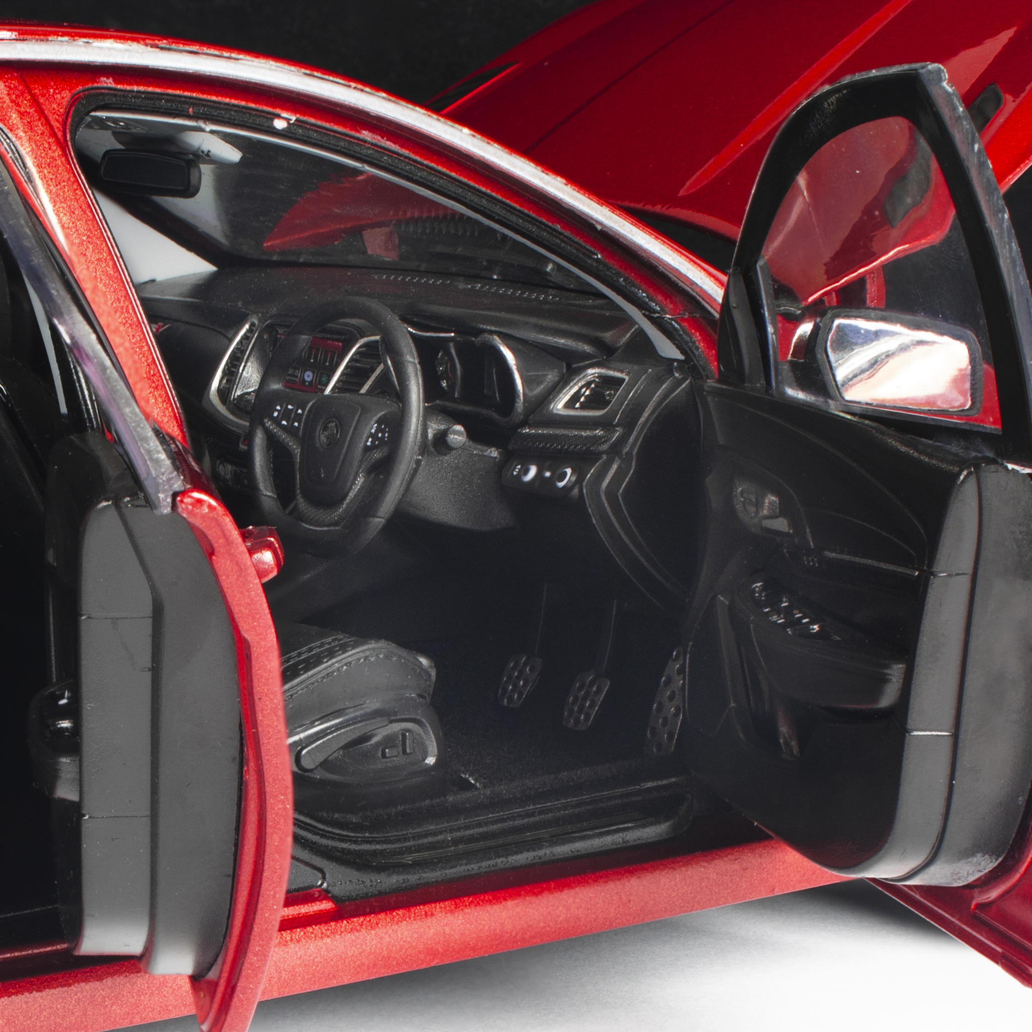 1:18 Scale. 2015 HOLDEN VFII COMMODORE SS-V REDLINE. 'SOME LIKE IT HOT'